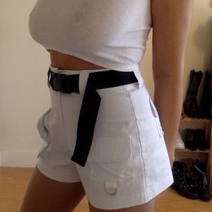 I.AM.GIA ⚔️ WHITE EDAM SHORTS